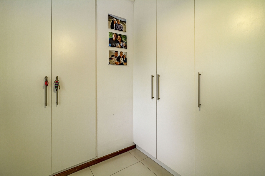 2 Bedroom Property for Sale in Bizweni Western Cape